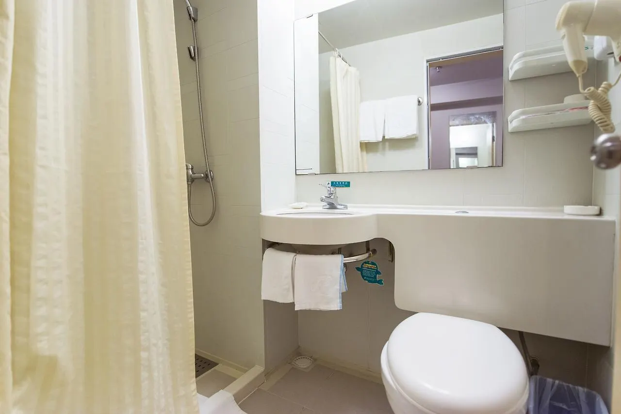 Jinjiang Inn Shanghai Caohejing Xingzhong Road Railway Station Hotel
