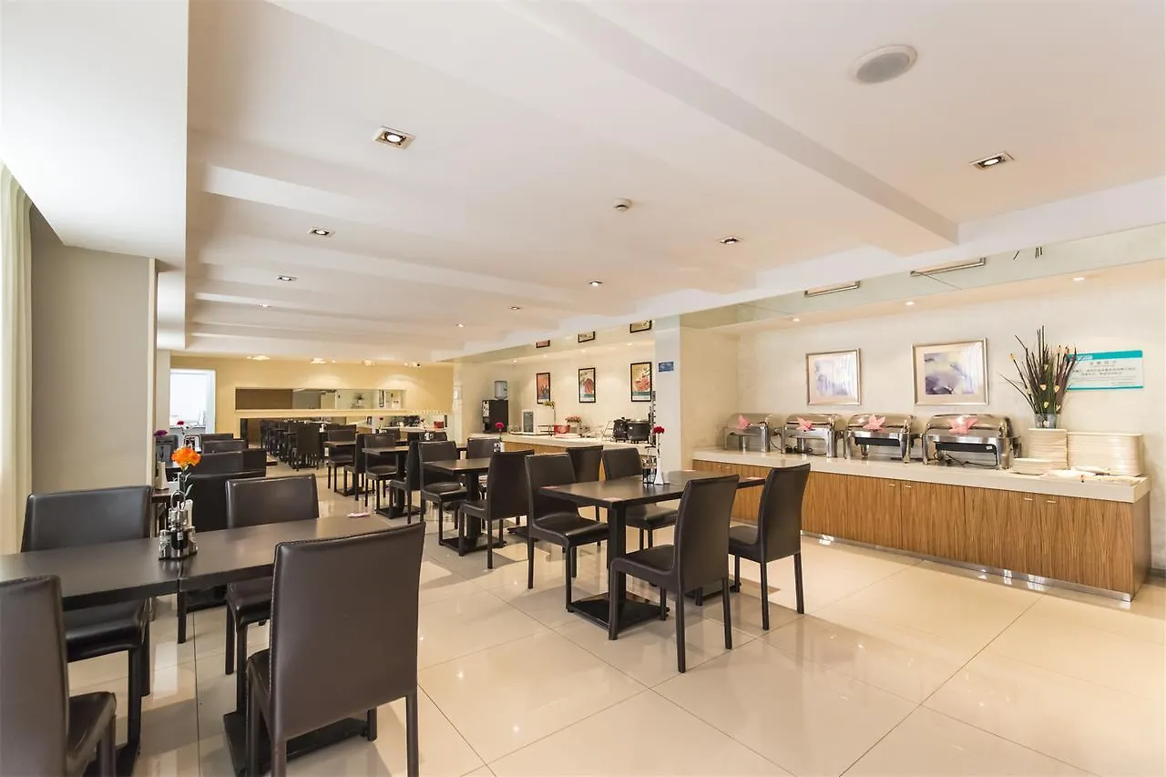 Jinjiang Inn Shanghai Caohejing Xingzhong Road Railway Station Hotel