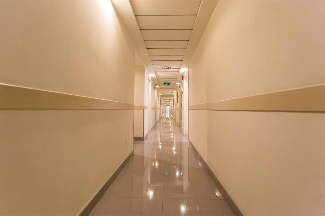 Jinjiang Inn Shanghai Caohejing Xingzhong Road Railway Station Hotel
