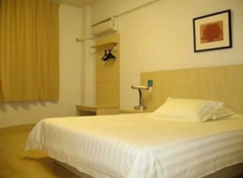 ***  Jinjiang Inn Shanghai Caohejing Xingzhong Road Railway Station Hotel China