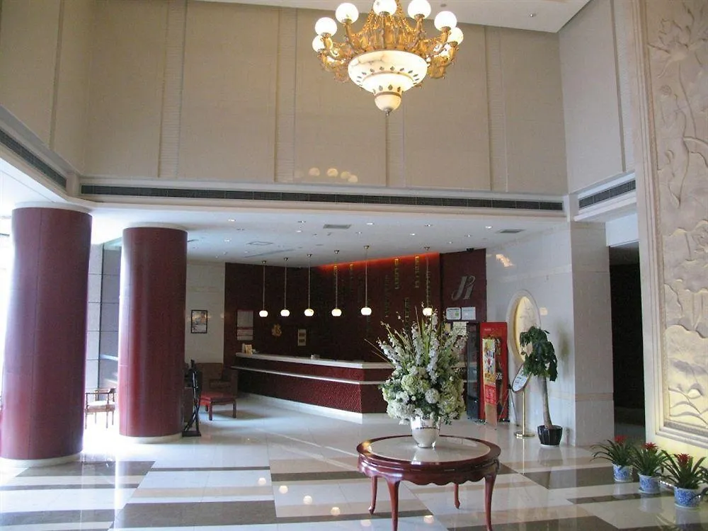 Jinjiang Inn Shanghai Caohejing Xingzhong Road Railway Station Hotel 3*,  China